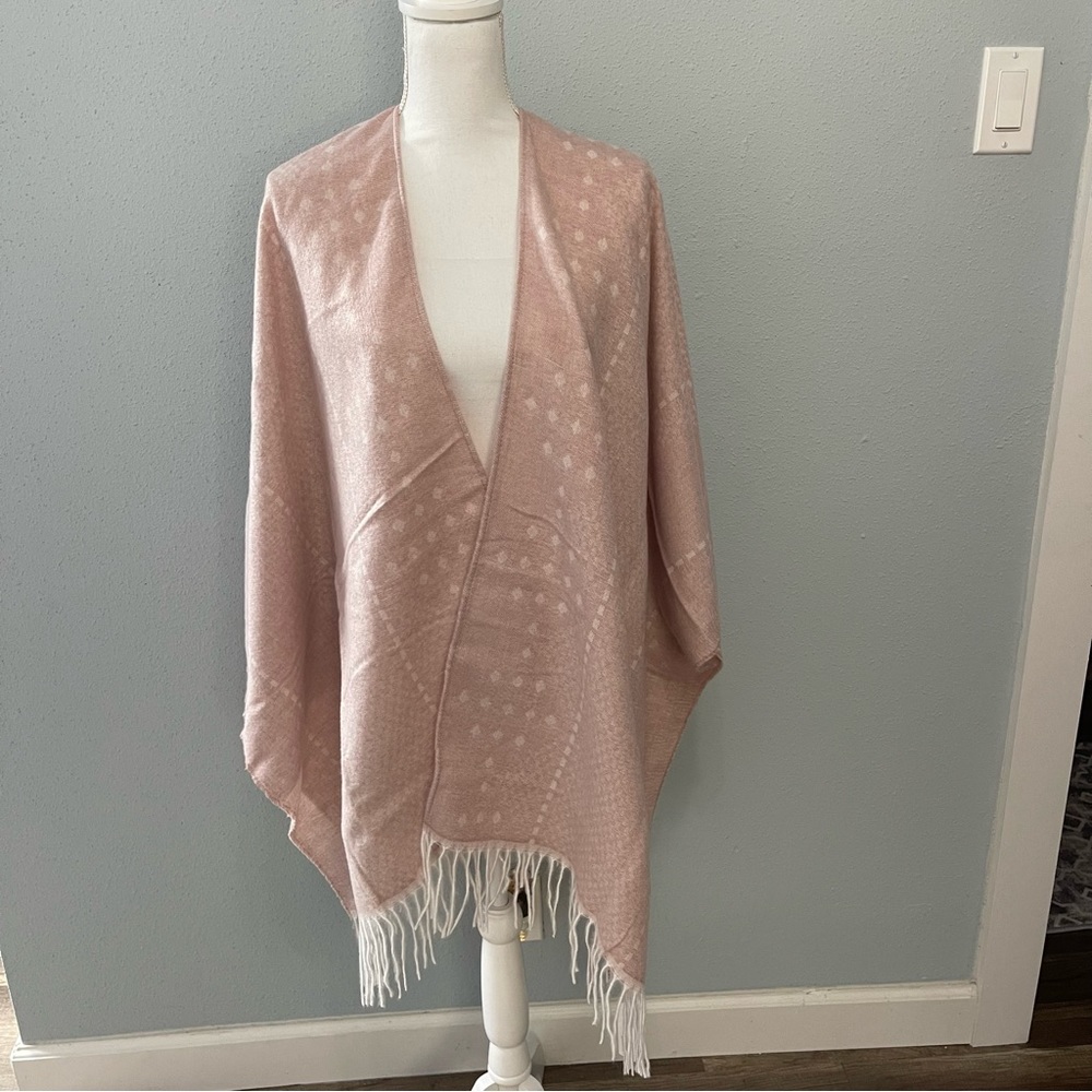 NWT Gentle Fawn pink kimono